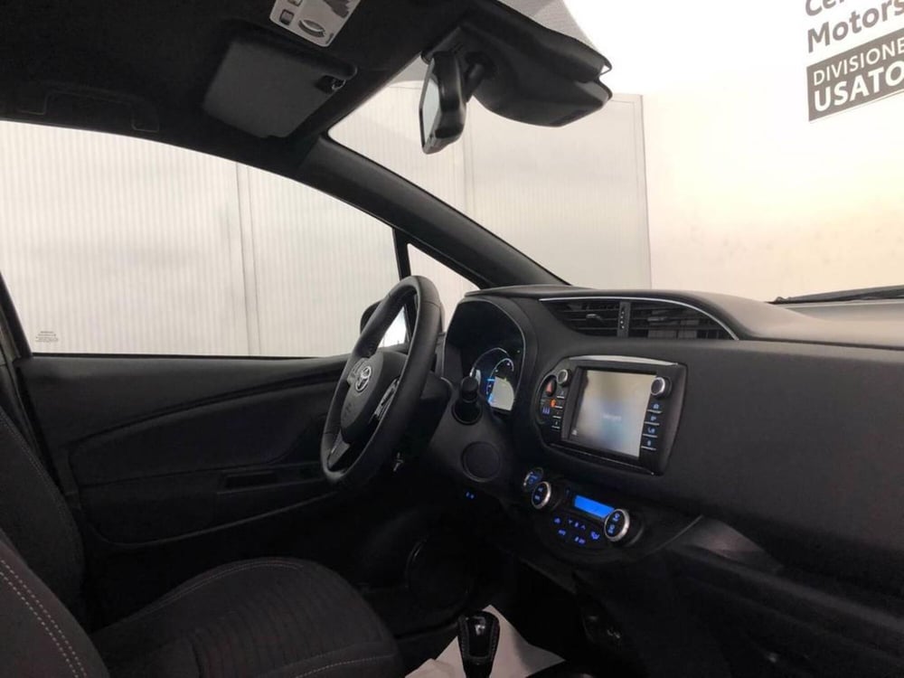 Toyota Yaris usata a Torino (8)