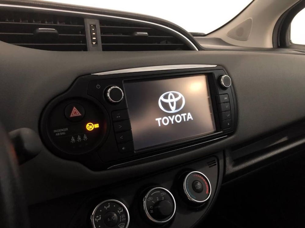 Toyota Yaris usata a Torino (14)