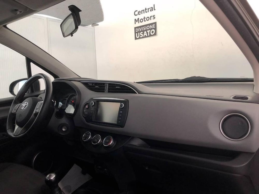 Toyota Yaris usata a Torino (9)