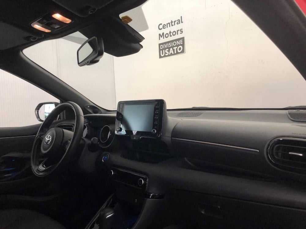 Toyota Yaris Cross usata a Torino (9)