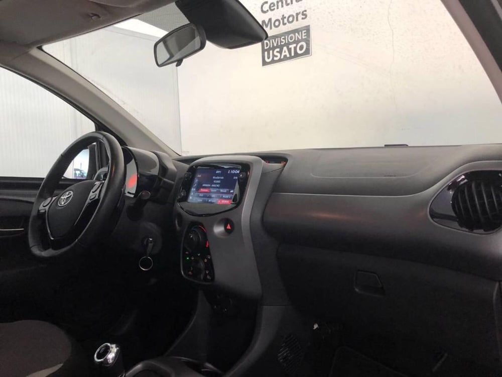 Toyota Aygo usata a Torino (9)