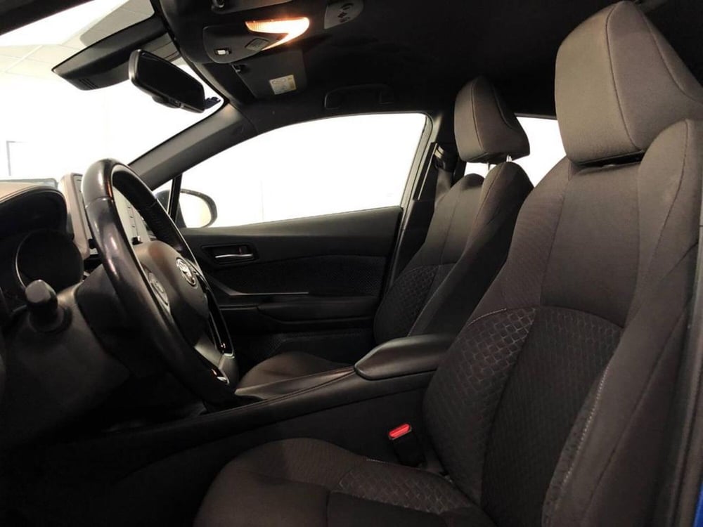 Toyota Toyota C-HR usata a Torino (11)