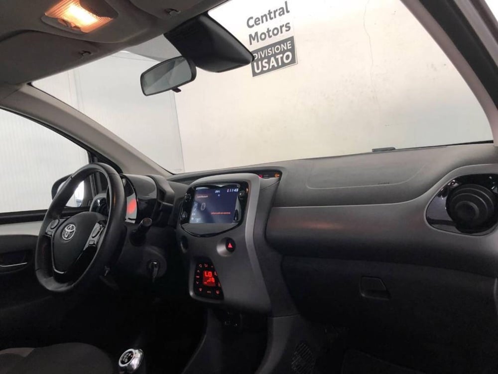Toyota Aygo usata a Torino (9)