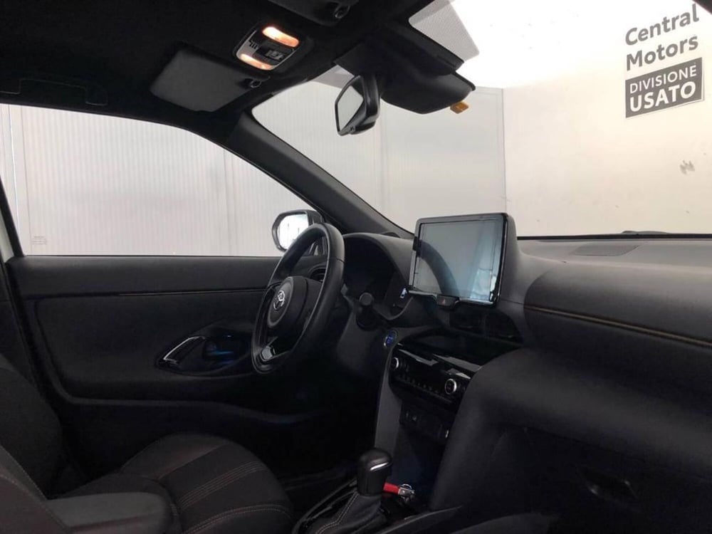 Toyota Yaris Cross usata a Torino (8)