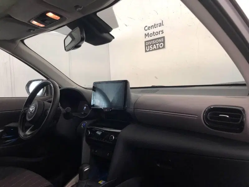 Toyota Yaris Cross usata a Torino (9)