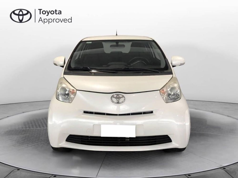 Toyota iQ usata a Torino (2)