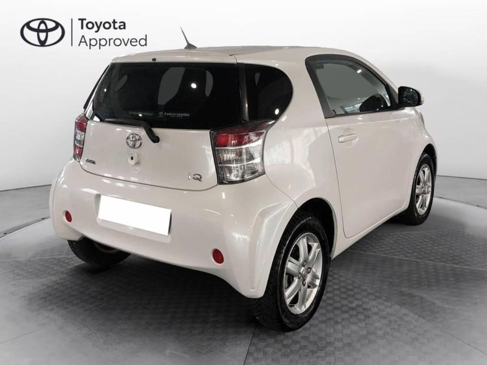 Toyota iQ usata a Torino (4)