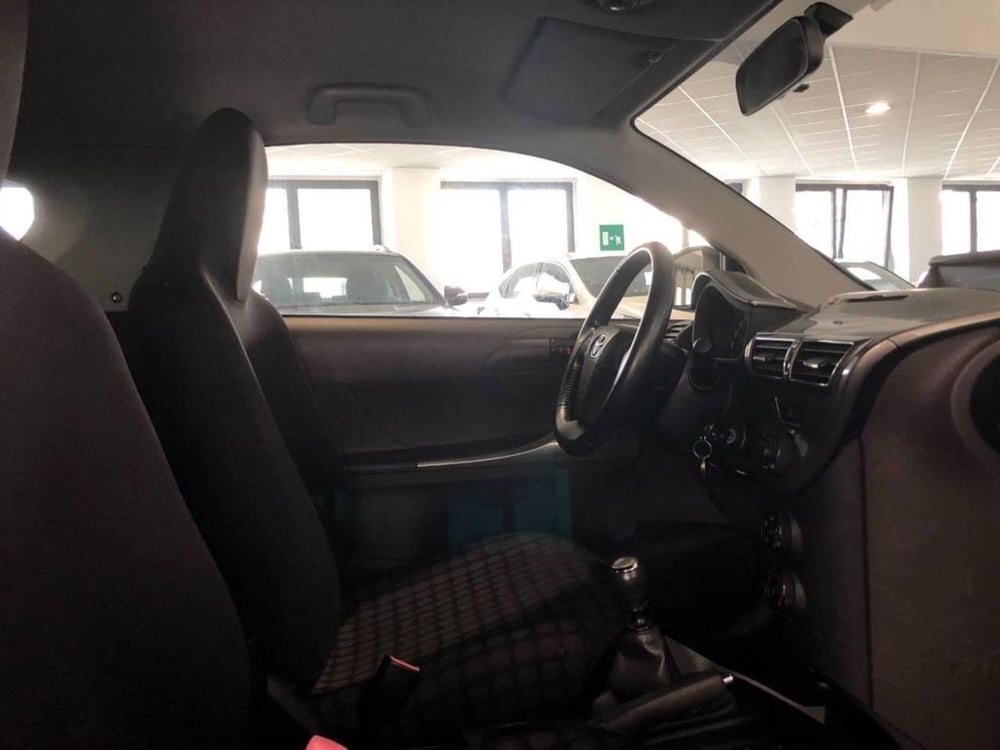 Toyota iQ usata a Torino (7)