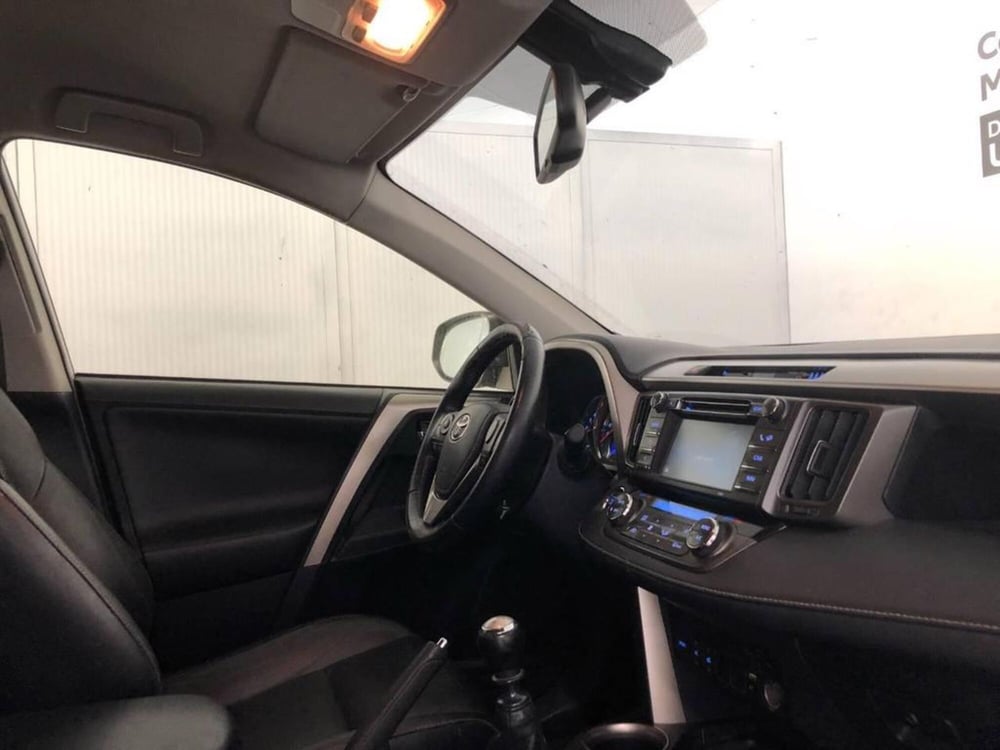 Toyota Rav4 usata a Torino (8)