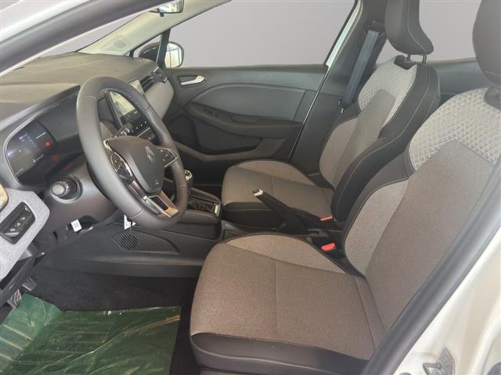 Renault Clio nuova a Macerata (10)
