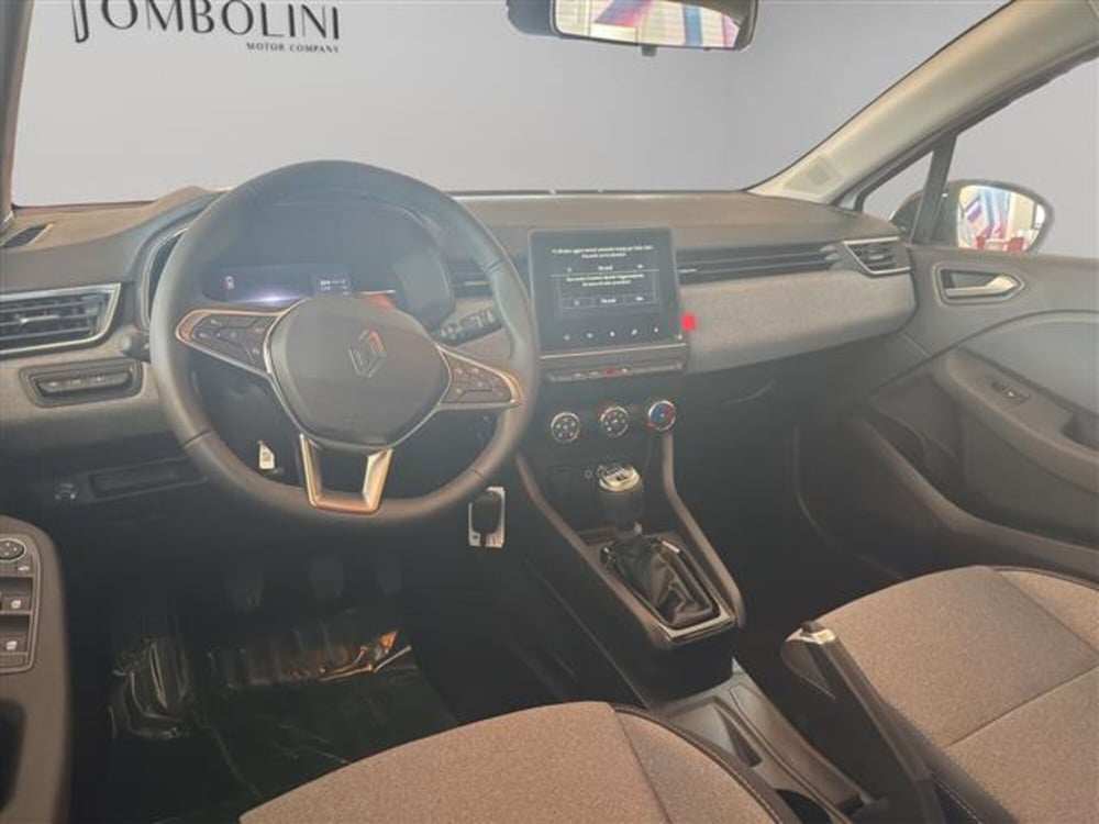 Renault Clio nuova a Macerata (11)