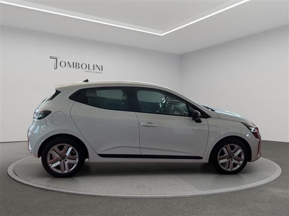 Renault Clio nuova a Macerata (6)