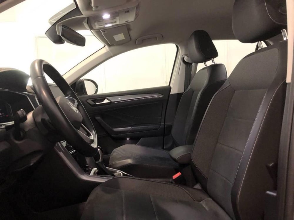 Volkswagen T-Roc usata a Torino (11)