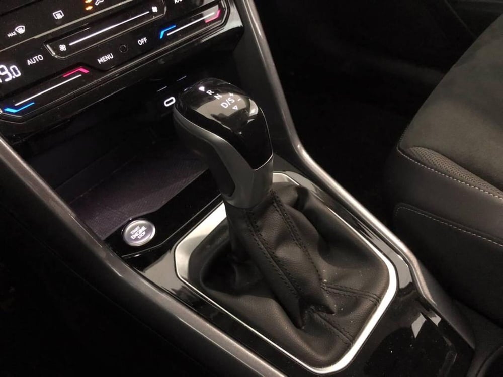 Volkswagen T-Roc usata a Torino (13)