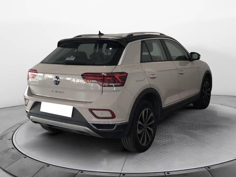 Volkswagen T-Roc usata a Torino (4)
