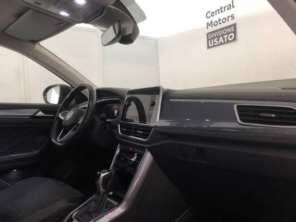 Volkswagen T-Roc usata a Torino (9)