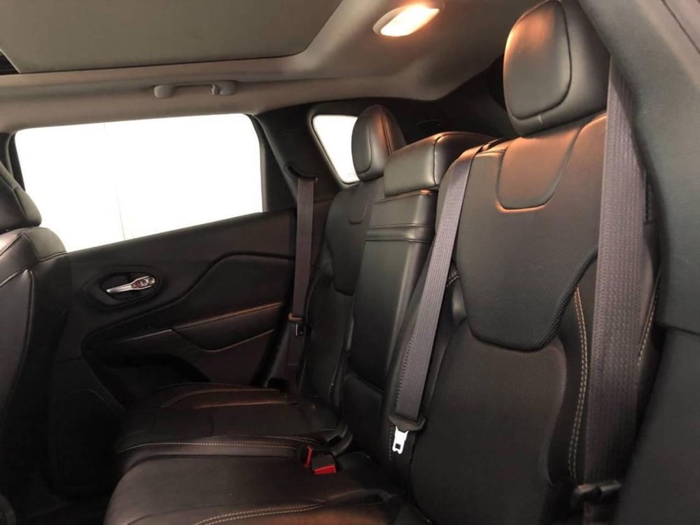 Jeep Cherokee usata a Torino (12)