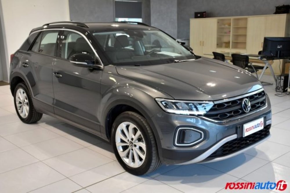 Volkswagen T-Roc usata a Brescia (7)