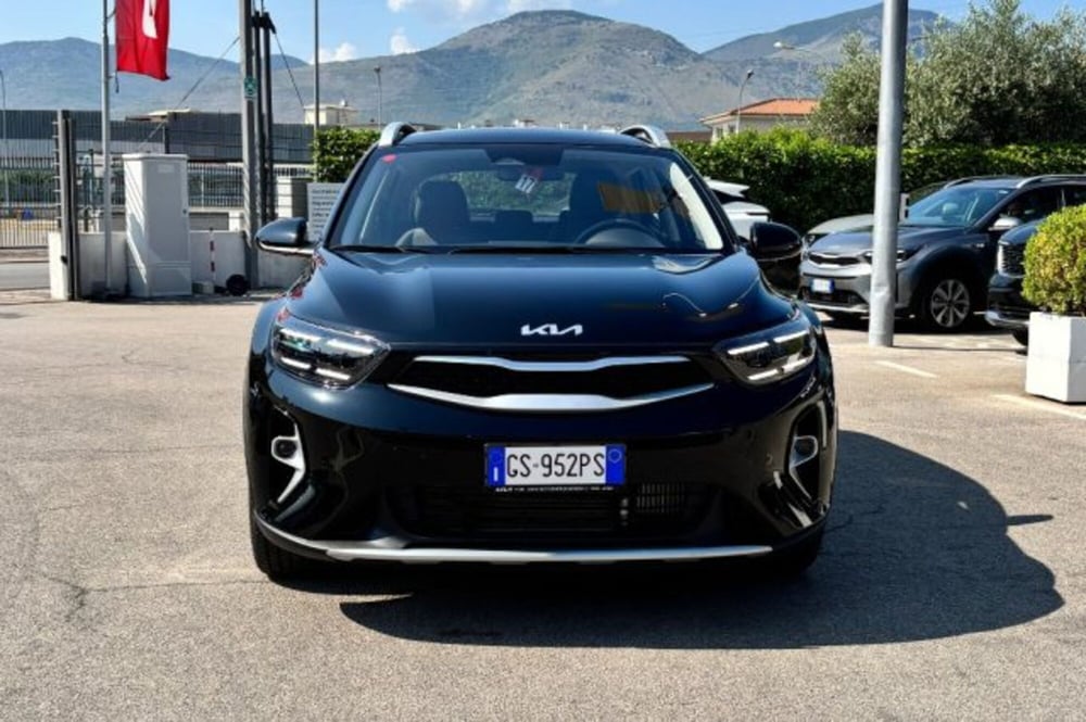 Kia Stonic usata a Latina (2)
