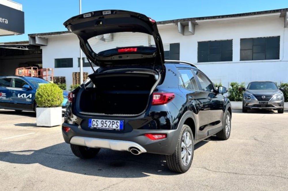 Kia Stonic usata a Latina (7)