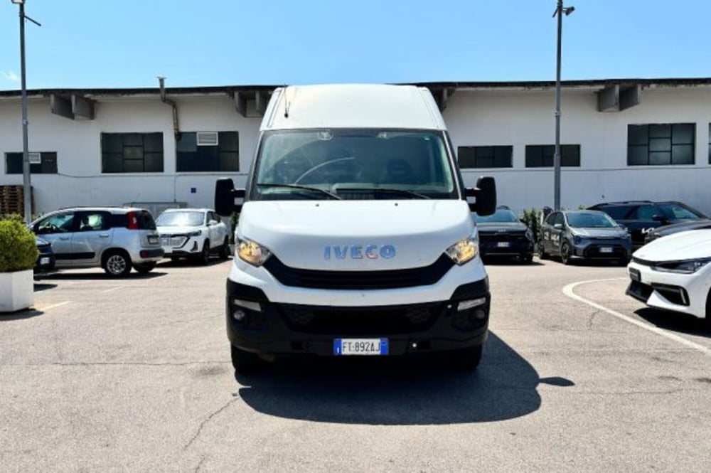 Iveco Daily Furgone usata a Latina (2)