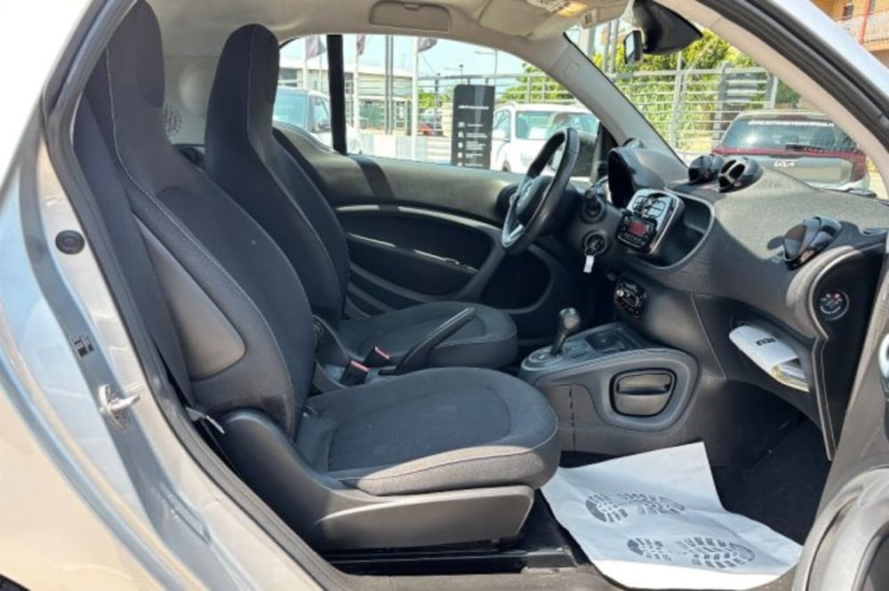 smart Fortwo usata a Latina (8)