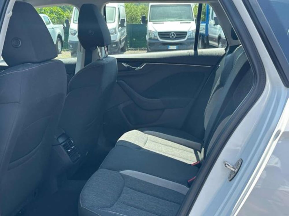 Skoda Kamiq usata a Lucca (13)