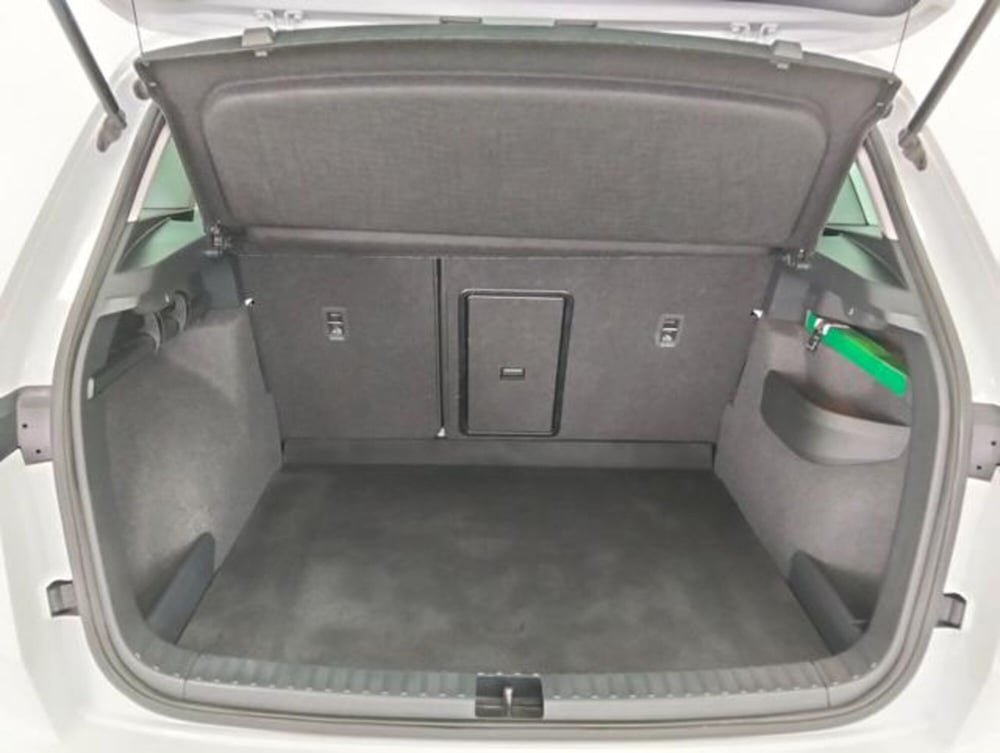 Skoda Karoq usata a Como (18)