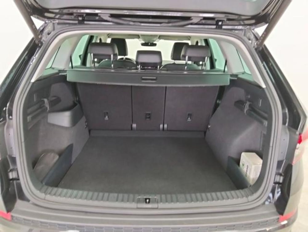 Skoda Kodiaq usata a Como (18)