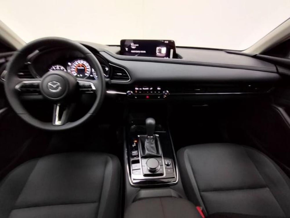 Mazda CX-30 nuova a Como (4)