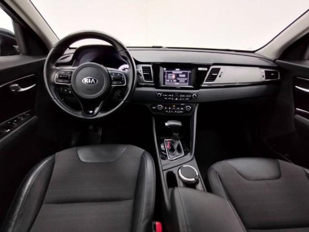 Kia Niro usata a Como (4)