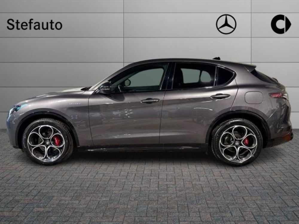 Alfa Romeo Stelvio usata a Bologna (3)