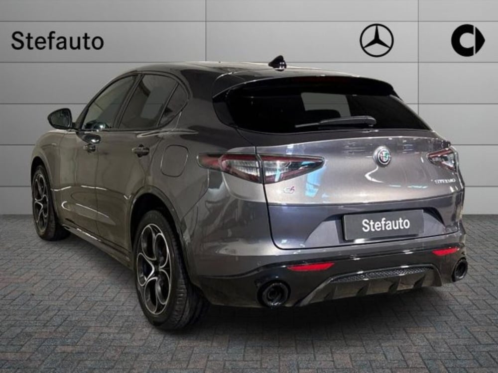 Alfa Romeo Stelvio usata a Bologna (5)