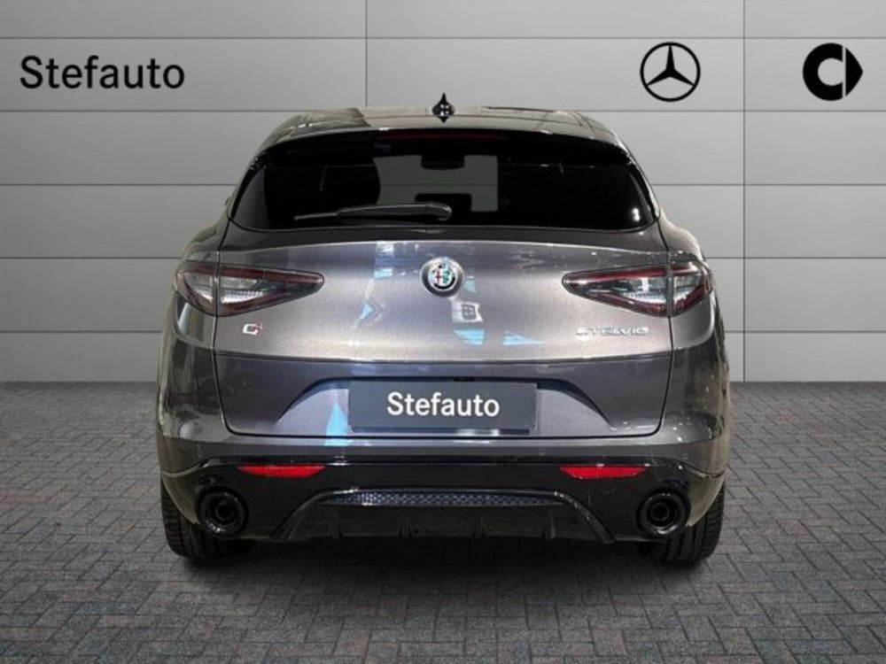 Alfa Romeo Stelvio usata a Bologna (6)