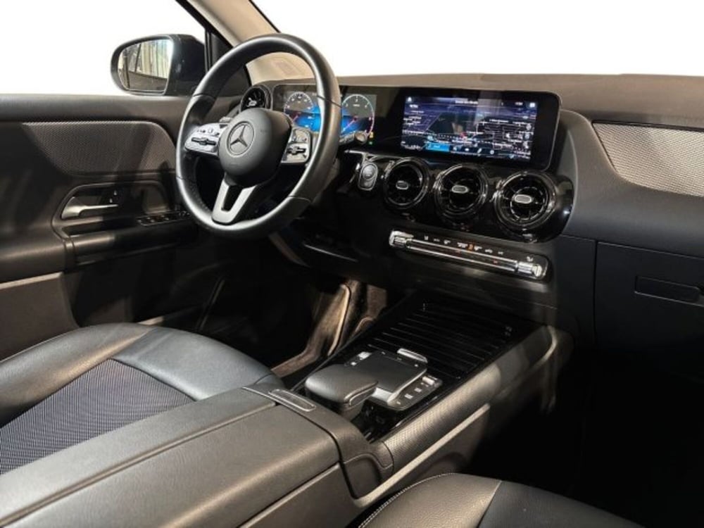Mercedes-Benz GLA SUV usata a Bologna (15)