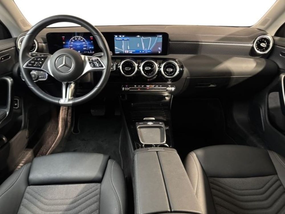 Mercedes-Benz CLA Shooting Brake usata a Bologna (9)