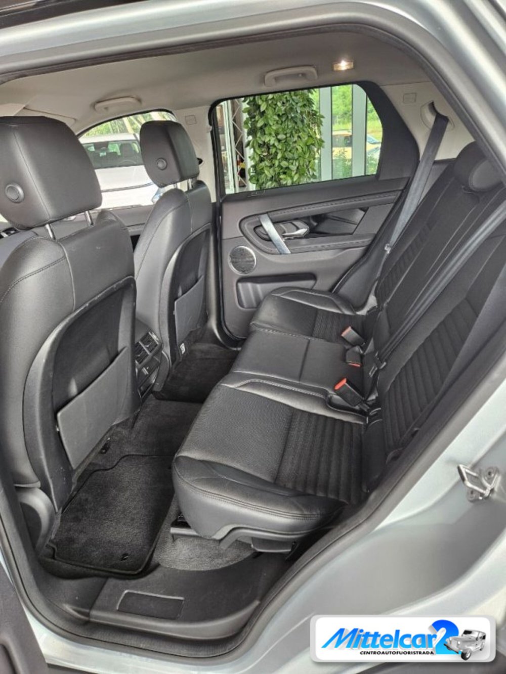 Land Rover Discovery Sport usata a Udine (13)