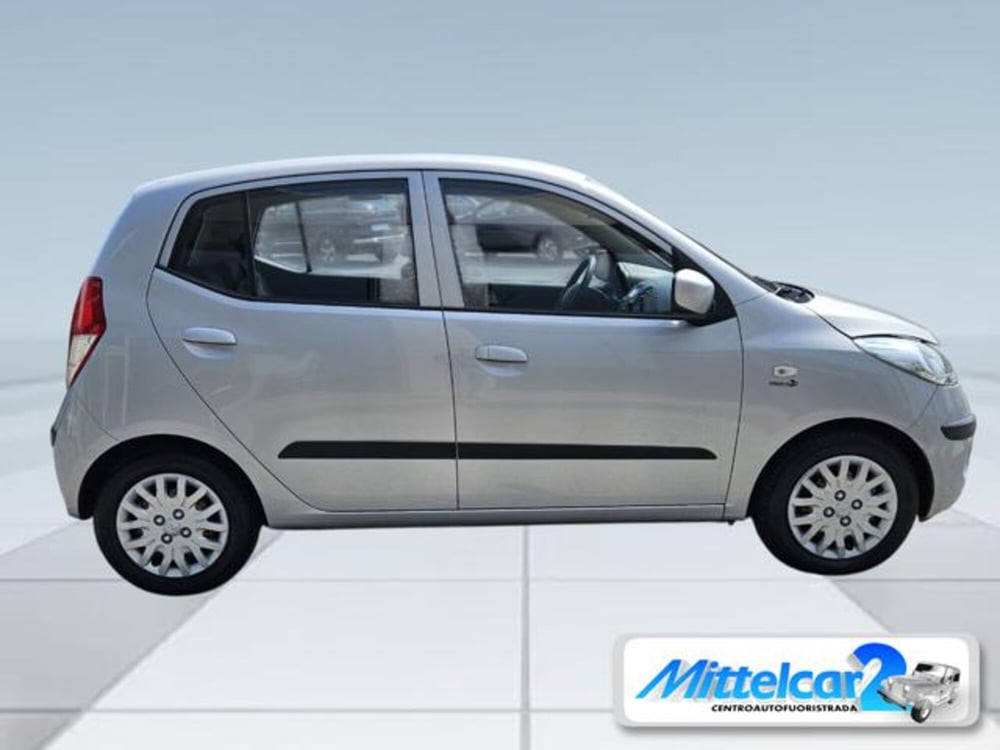 Hyundai i10 usata a Udine (7)