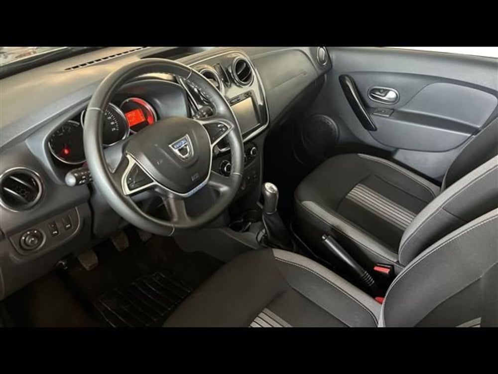 Dacia Sandero usata a Firenze (10)