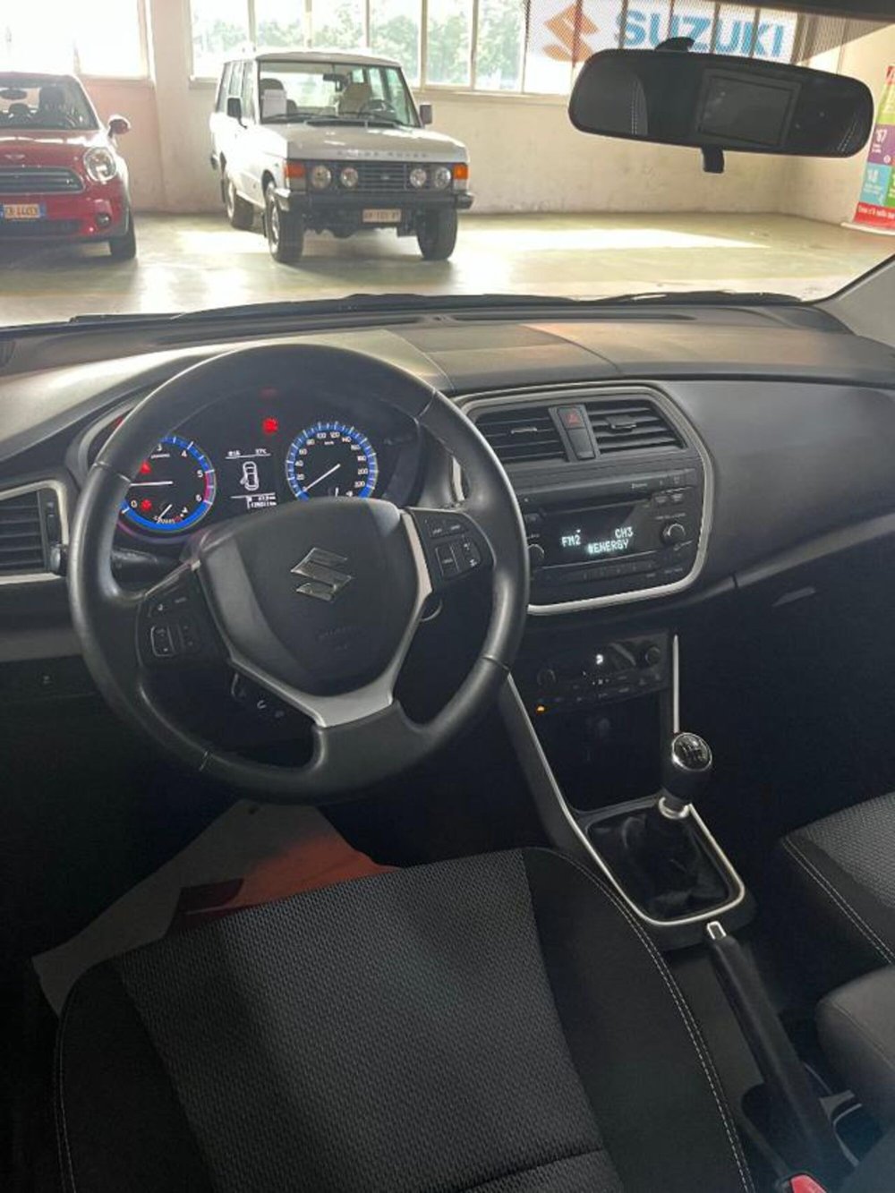 Suzuki S-Cross usata a Torino (15)