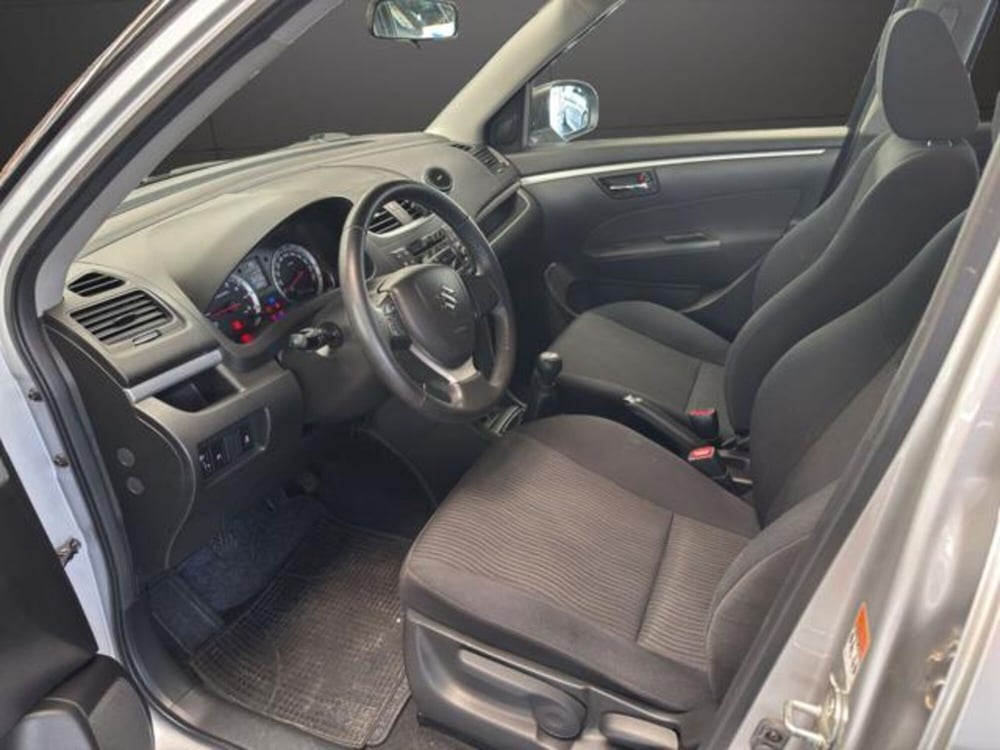 Suzuki Swift usata a Milano (10)