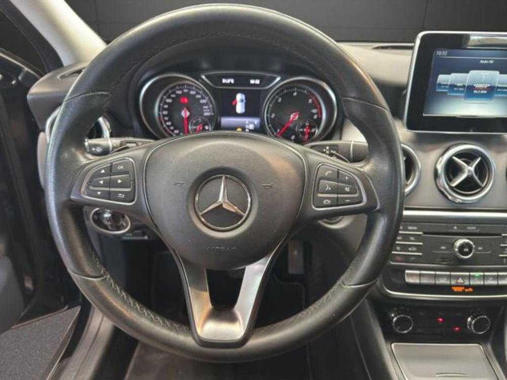 Mercedes-Benz GLA SUV usata a Milano (10)