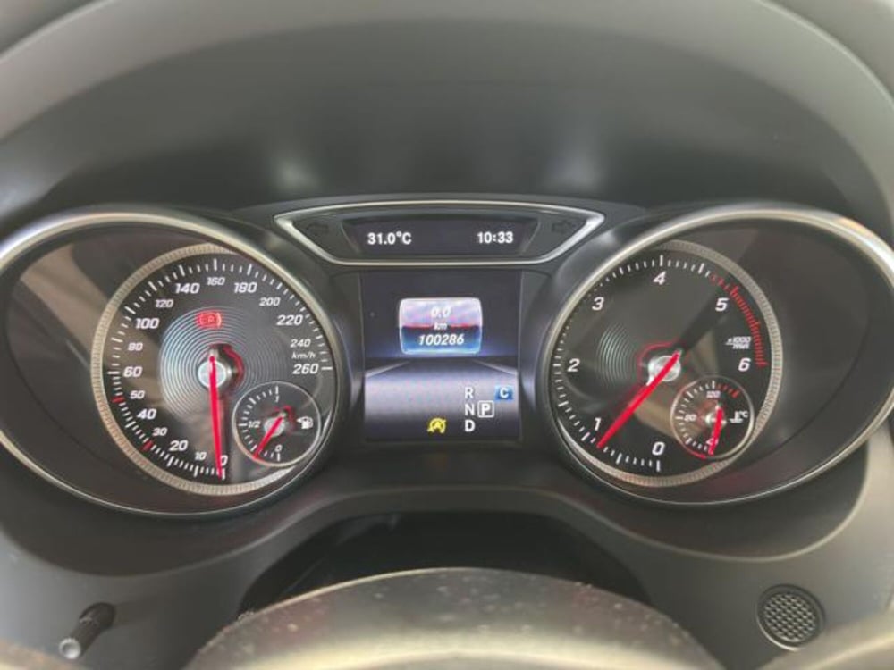 Mercedes-Benz GLA SUV usata a Milano (11)