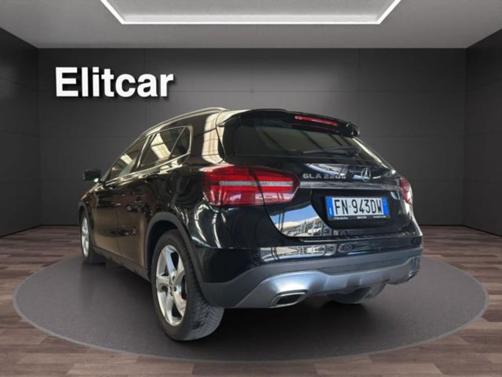 Mercedes-Benz GLA SUV usata a Milano (4)