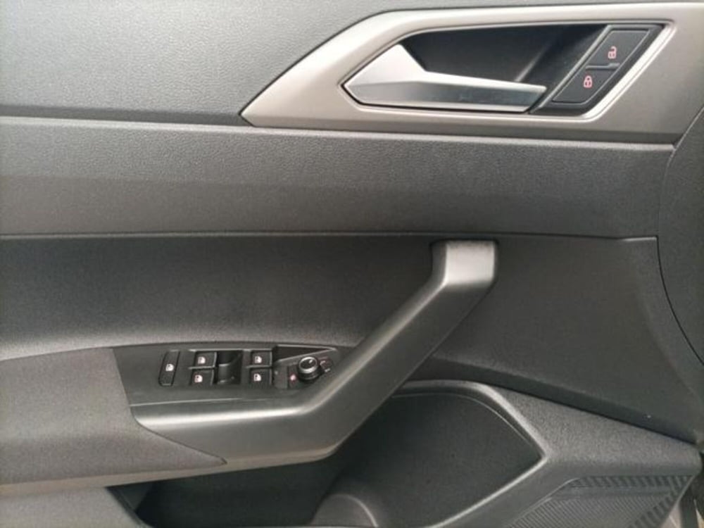 Volkswagen Polo usata a Milano (16)