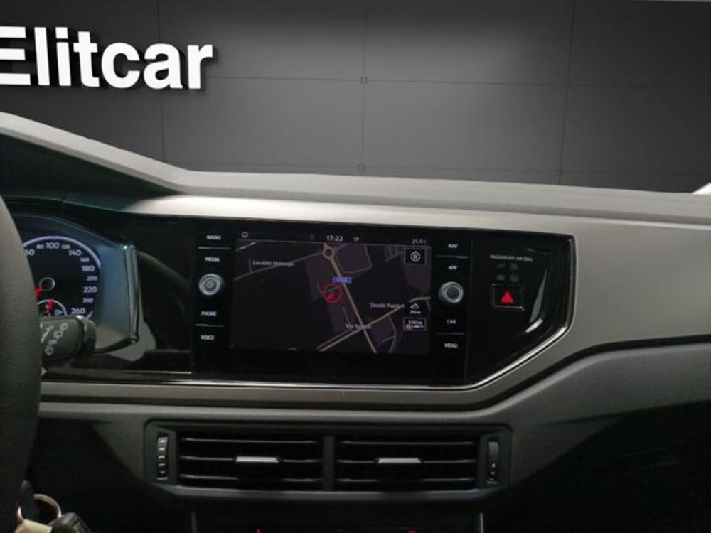 Volkswagen Polo usata a Milano (17)