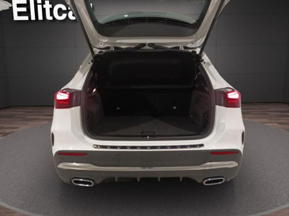 Mercedes-Benz GLA SUV usata a Milano (19)