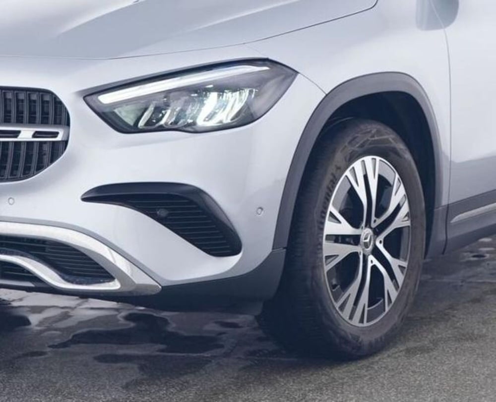 Mercedes-Benz GLA SUV usata a Milano (4)