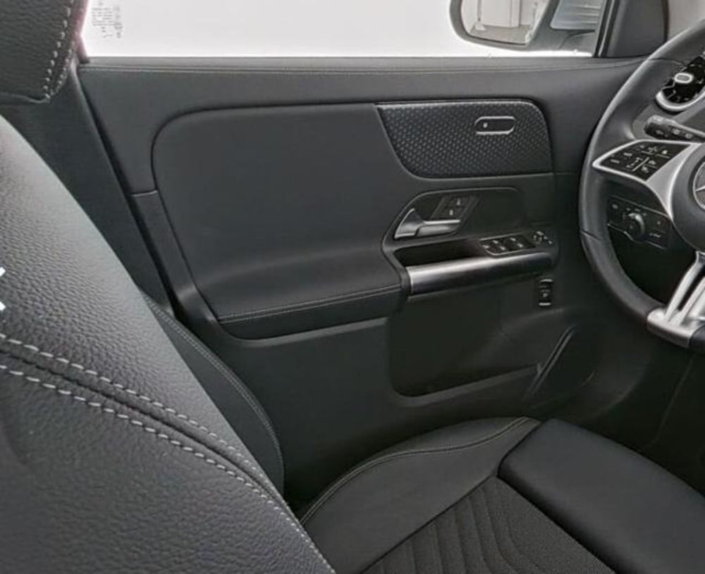 Mercedes-Benz GLA SUV usata a Milano (7)