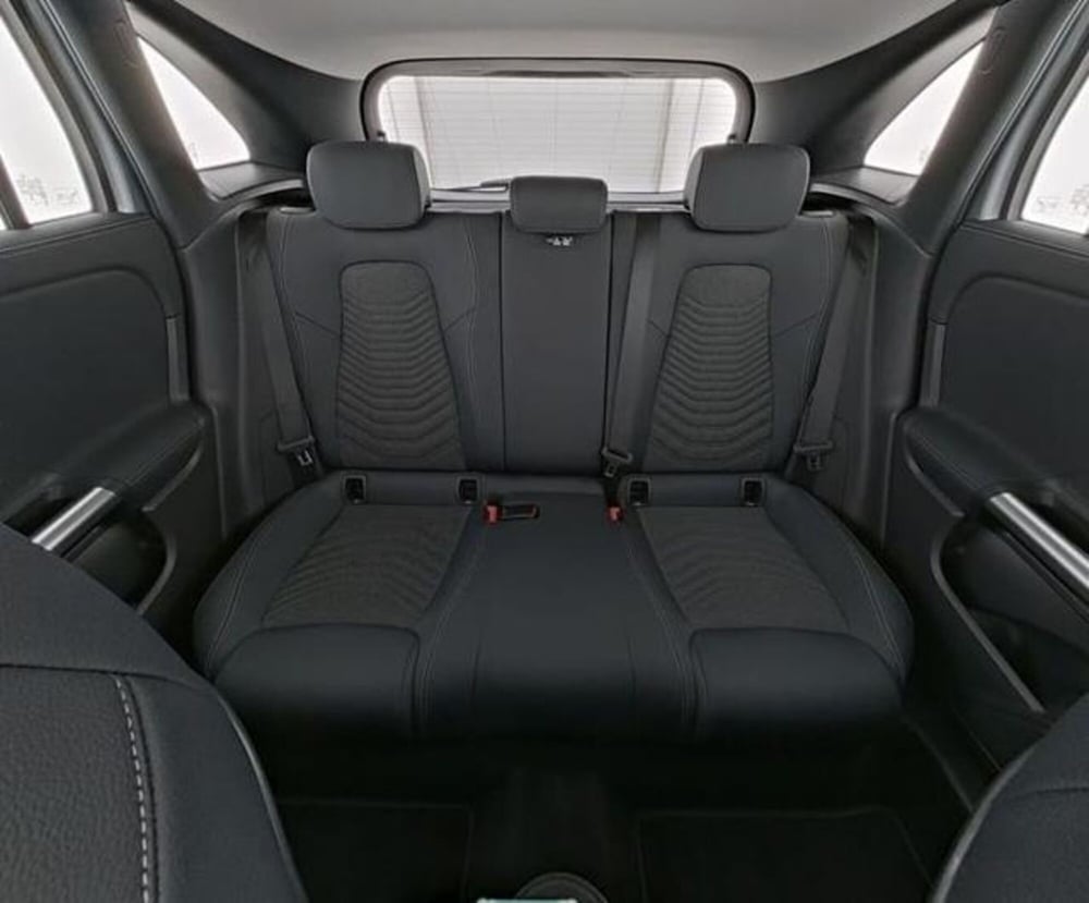 Mercedes-Benz GLA SUV usata a Milano (8)